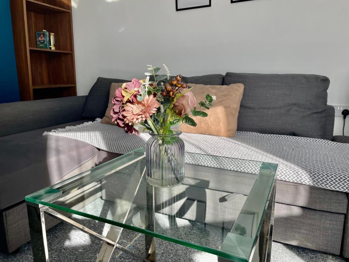 The Corner House - Modern Chesterfield Town Centre Apartments Экстерьер фото