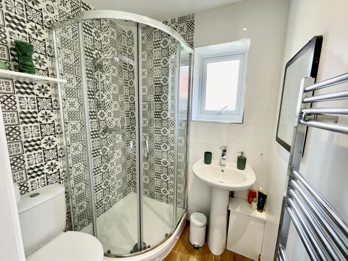 The Corner House - Modern Chesterfield Town Centre Apartments Экстерьер фото